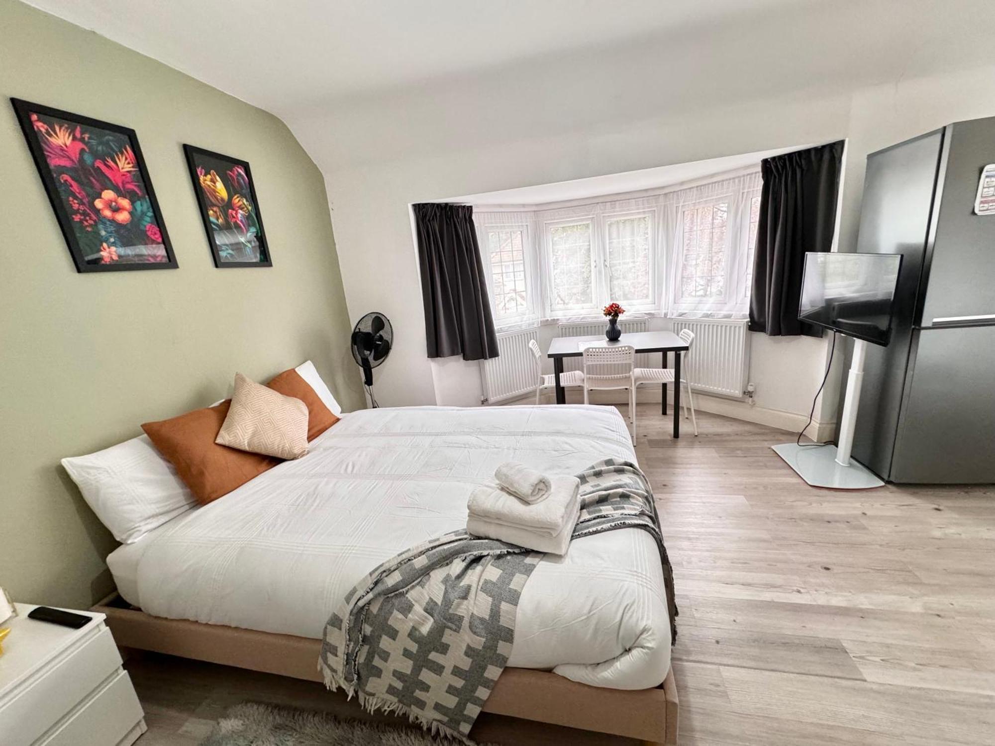 Charming Studio 30Min To Central London Exteriör bild